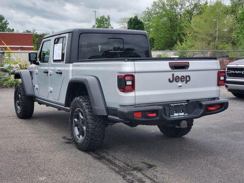 Silver Zynith Clearcoat 2023 Jeep Gladiator Rubicon