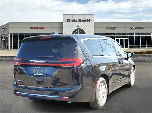 2026 Chrysler Pacifica L