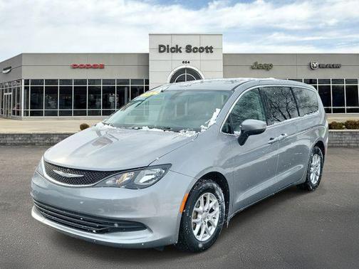 2017 Chrysler Pacifica Touring
