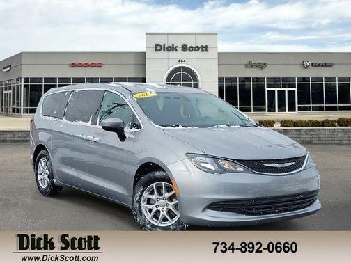 2017 Chrysler Pacifica Touring