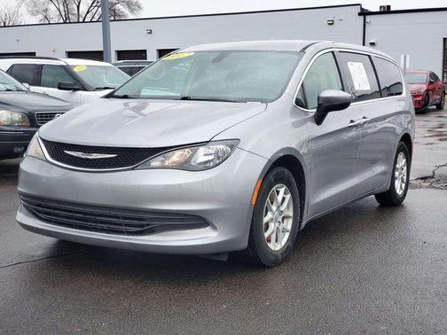 2017 Chrysler Pacifica Touring