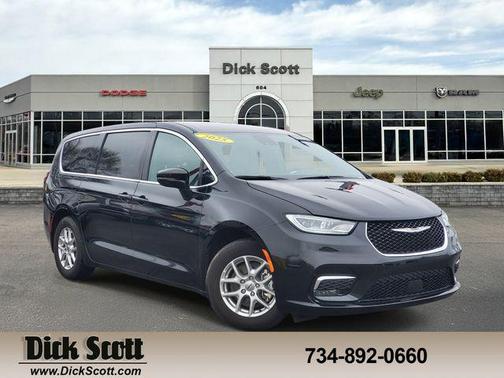 2025 Chrysler Pacifica L