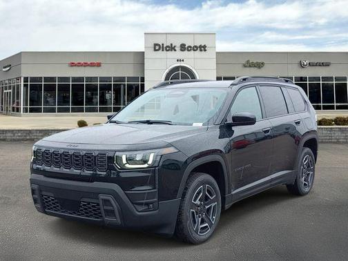Diamond Black Crystal Pearlcoat 2026 Jeep Cherokee Laredo
