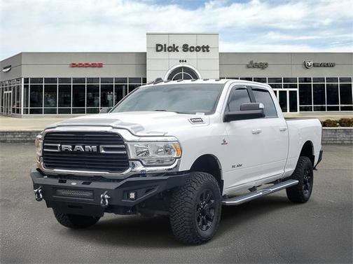 2019 RAM 2500 Big Horn Crew Cab 4x4 6'4' Box