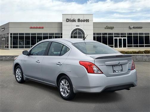2015 Nissan Versa 1.6 SV