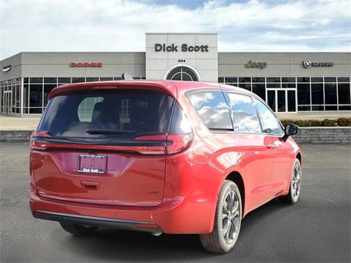2026 Chrysler Pacifica L