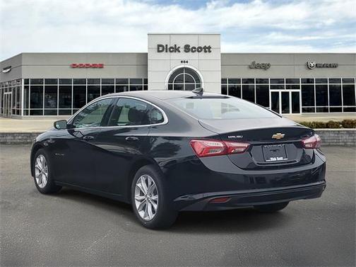 2022 Chevrolet Malibu FWD LT