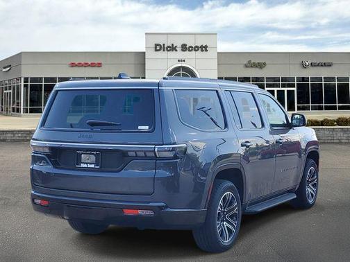 Baltic Gray Metallic Clearcoat 2026 Jeep Grand Wagoneer