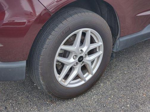 Burgundy 2024 Ford Edge SEL