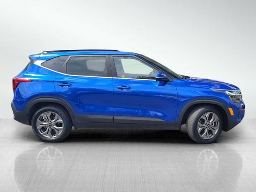 Neptune Blue 2024 Kia Seltos S
