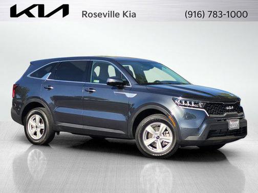 2023 Kia Sorento LX
