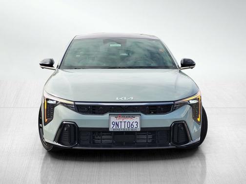 2025 Kia K4 GT-LINE TURBO