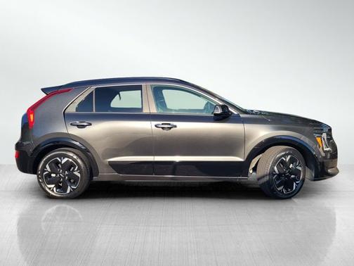 Graphite Gray 2024 Kia Niro EV WAVE