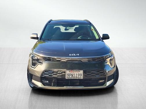 Graphite Gray 2024 Kia Niro EV WAVE