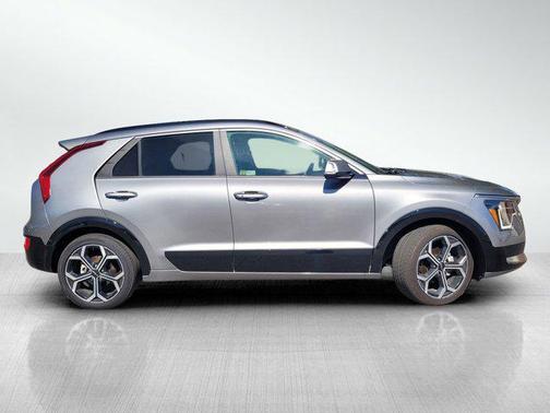 2024 Kia Niro Touring