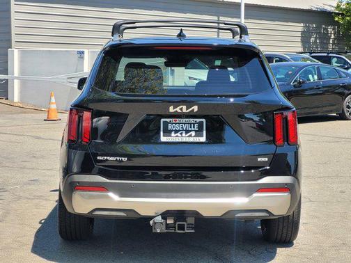 2025 Kia Sorento EX