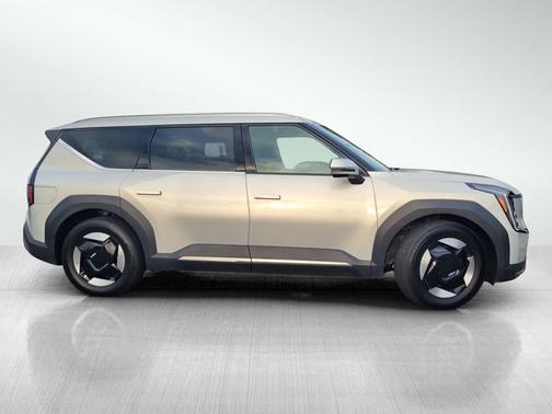 2024 Kia EV9 WIND