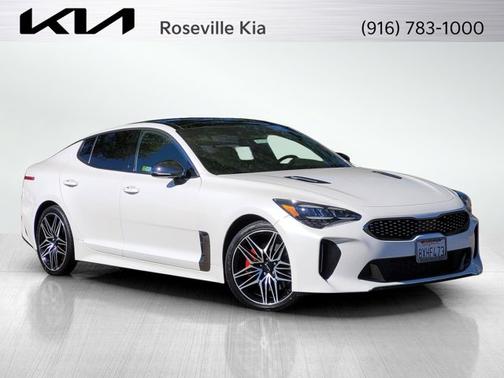 2022 Kia Stinger GT1