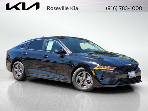 Ebony Black 2022 Kia K5 LXS