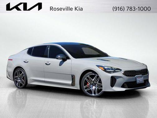 2022 Kia Stinger GT1