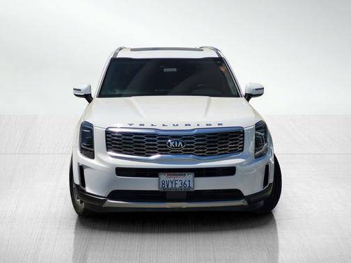 Glacial White Pearl 2021 Kia Telluride EX