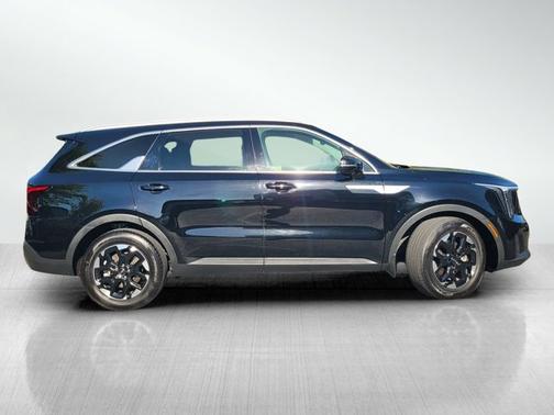 Ebony Black 2024 Kia Sorento S