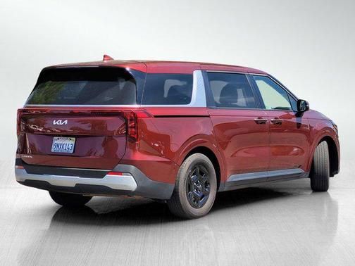 2025 Kia Carnival LXS