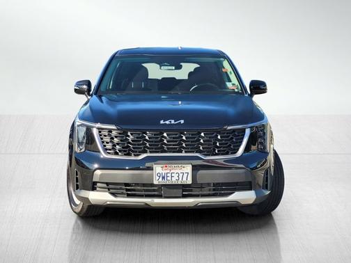 Ebony Black 2026 Kia Sorento LX