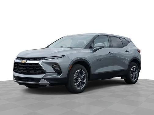 Sterling Gray Metallic 2025 Chevrolet Blazer 2LT