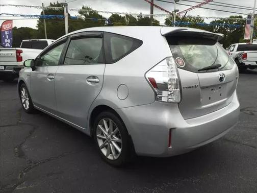 2012 Toyota Prius v Five