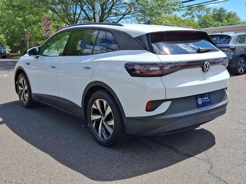 2023 Volkswagen ID.4 Pro