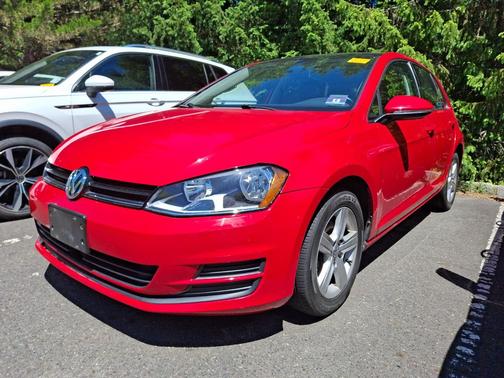 Tornado Red - G2G2 2017 Volkswagen Golf TSI SE 4-Door