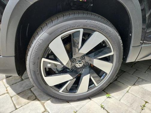 2024 Volkswagen Taos 1.5T SEL