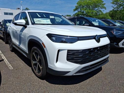 2025 Volkswagen Tiguan 2.0T SE 4MOTION