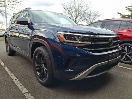 2023 Volkswagen Atlas 3.6L SE w/Technology