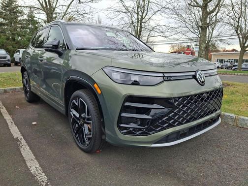 2026 Volkswagen Tiguan 2.0T SEL R-Line 4MOTION