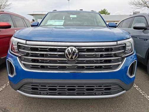 2025 Volkswagen Atlas 2.0T SE w/Technology 4MOTION