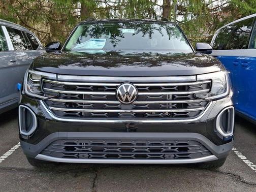 2026 Volkswagen Atlas 2.0T SE w/Technology 4MOTION