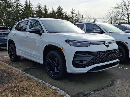 2026 Volkswagen Tiguan 2.0T SE R-Line Black 4MOTION