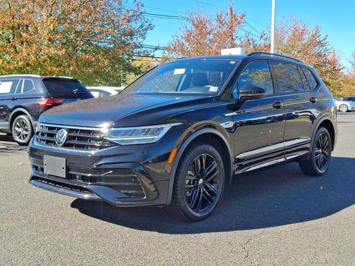 2022 Volkswagen Tiguan 2.0T SE R-Line Black 4MOTION