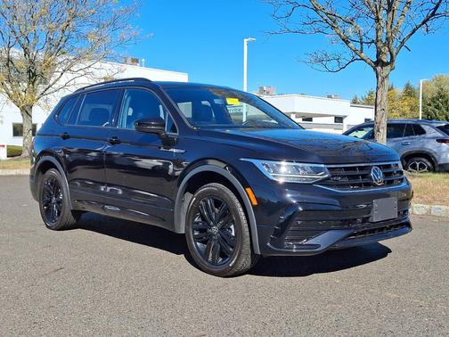 2022 Volkswagen Tiguan 2.0T SE R-Line Black 4MOTION