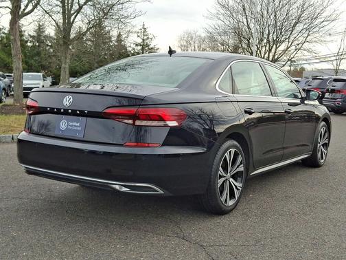 2020 Volkswagen Passat 2.0T SE
