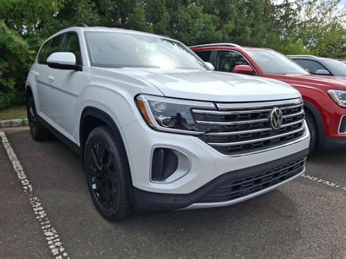 2026 Volkswagen Atlas 2.0T SE w/Technology 4MOTION