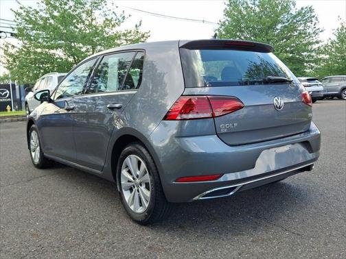 2018 Volkswagen Golf TSI SE