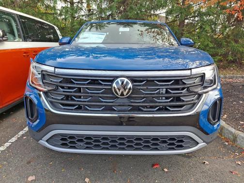 2026 Volkswagen Atlas Cross Sport 2.0T SE w/Technology 4MOTION