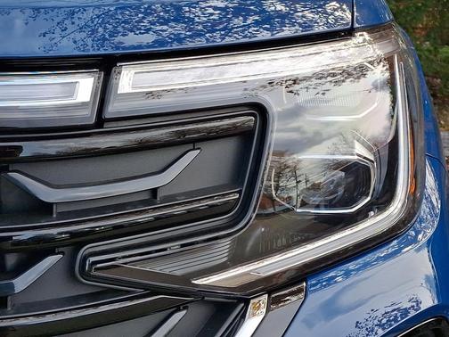 2026 Volkswagen Atlas Cross Sport 2.0T SE w/Technology 4MOTION