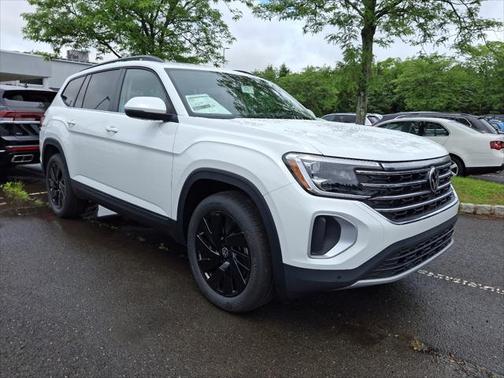 2025 Volkswagen Atlas 2.0T SE w/Technology 4MOTION