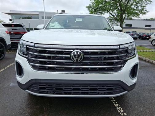 2025 Volkswagen Atlas 2.0T SE w/Technology 4MOTION