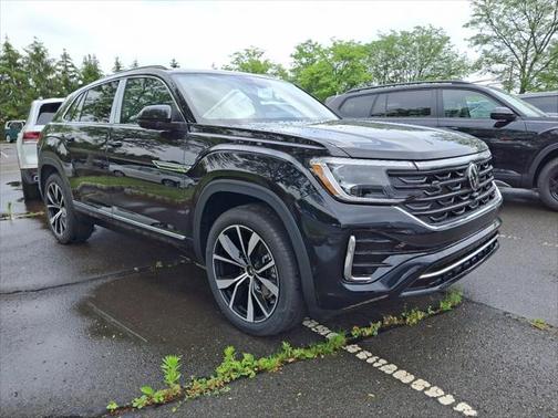 2025 Volkswagen Atlas Cross Sport 2.0T SEL Premium