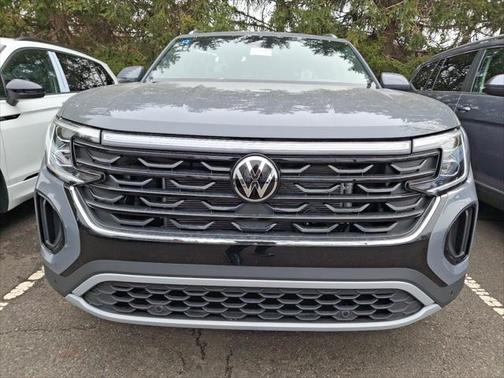 2025 Volkswagen Atlas Cross Sport 2.0T SE w/Technology 4MOTION